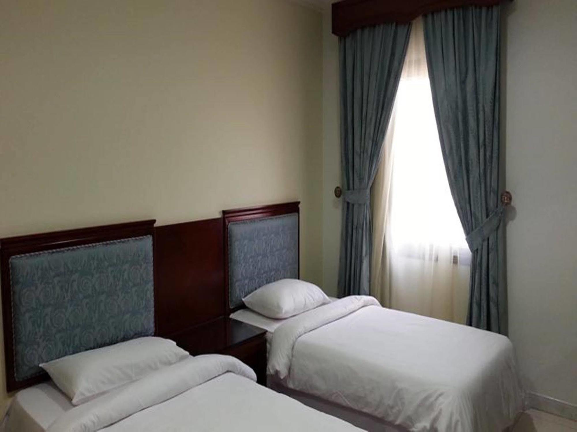 Refaaf Al Azizia Hotel Mecca Exterior foto